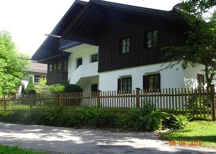 Huge&Calm Apartment in Central Garmisch